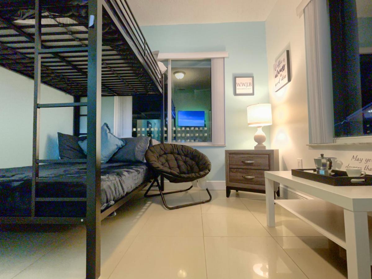 מיאמי Marlins Park Suites - Apartment 4 - Cafe Colada Suite מראה חיצוני תמונה